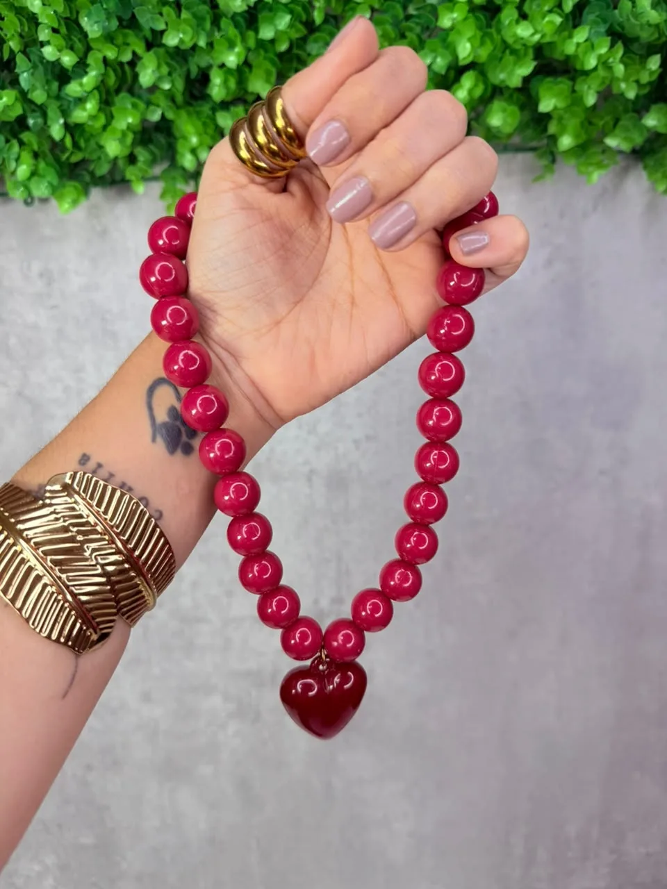 Collar vino corazon vino